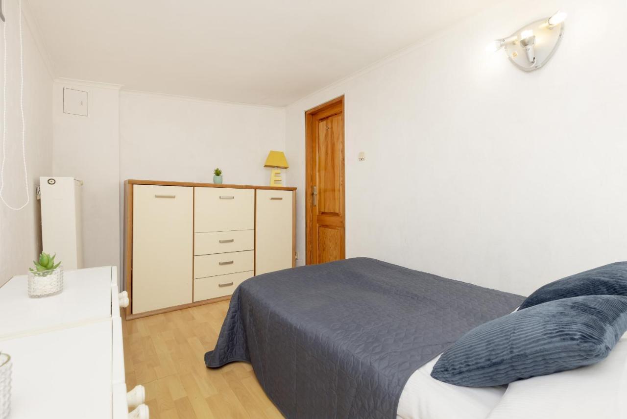 Sienna With Ac In The Center Of By Renters Appartement Warschau